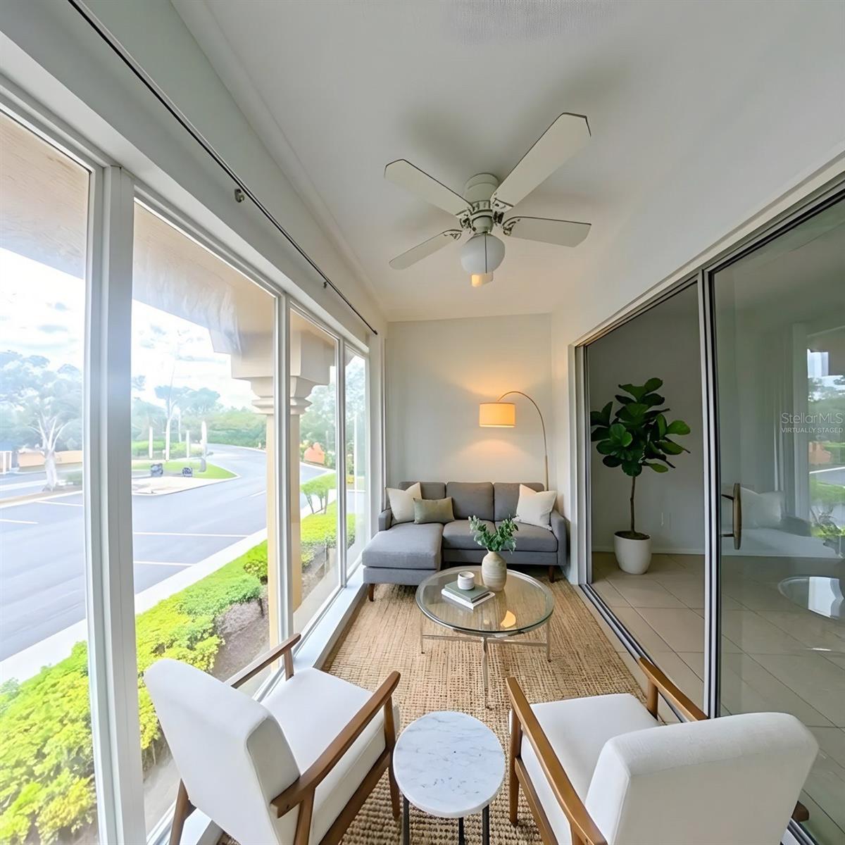 OXFORD SQUARE CONDO - Residential