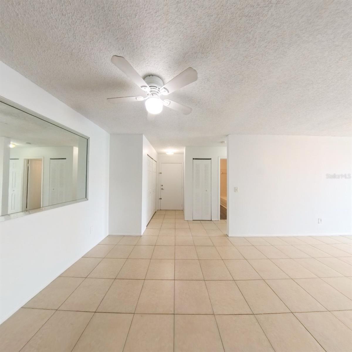 OXFORD SQUARE CONDO - Residential