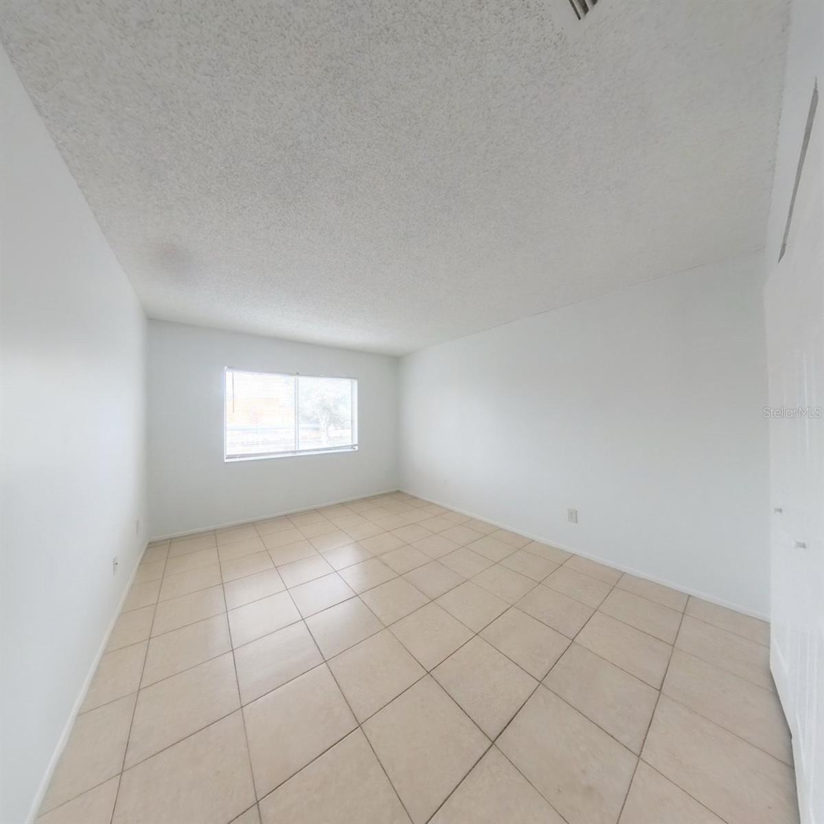 OXFORD SQUARE CONDO - Residential