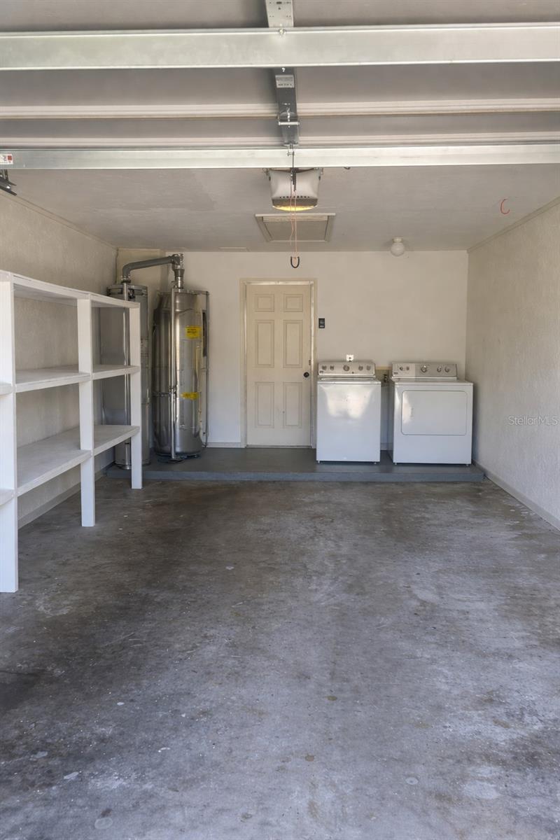 FOX MEADOW UN 01 BLDG 18 - Residential