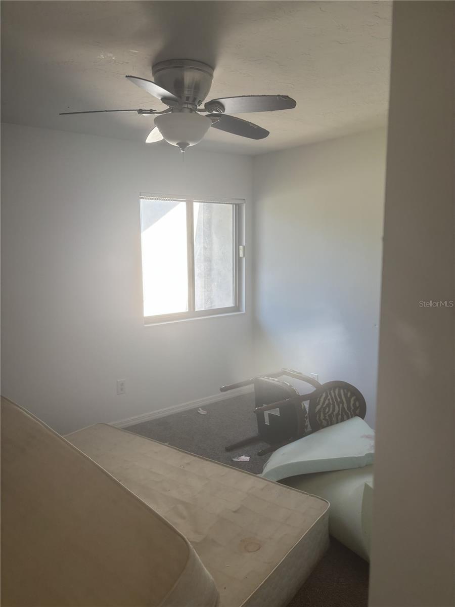 FOX MDW UN 01 BLDG 18 - Residential