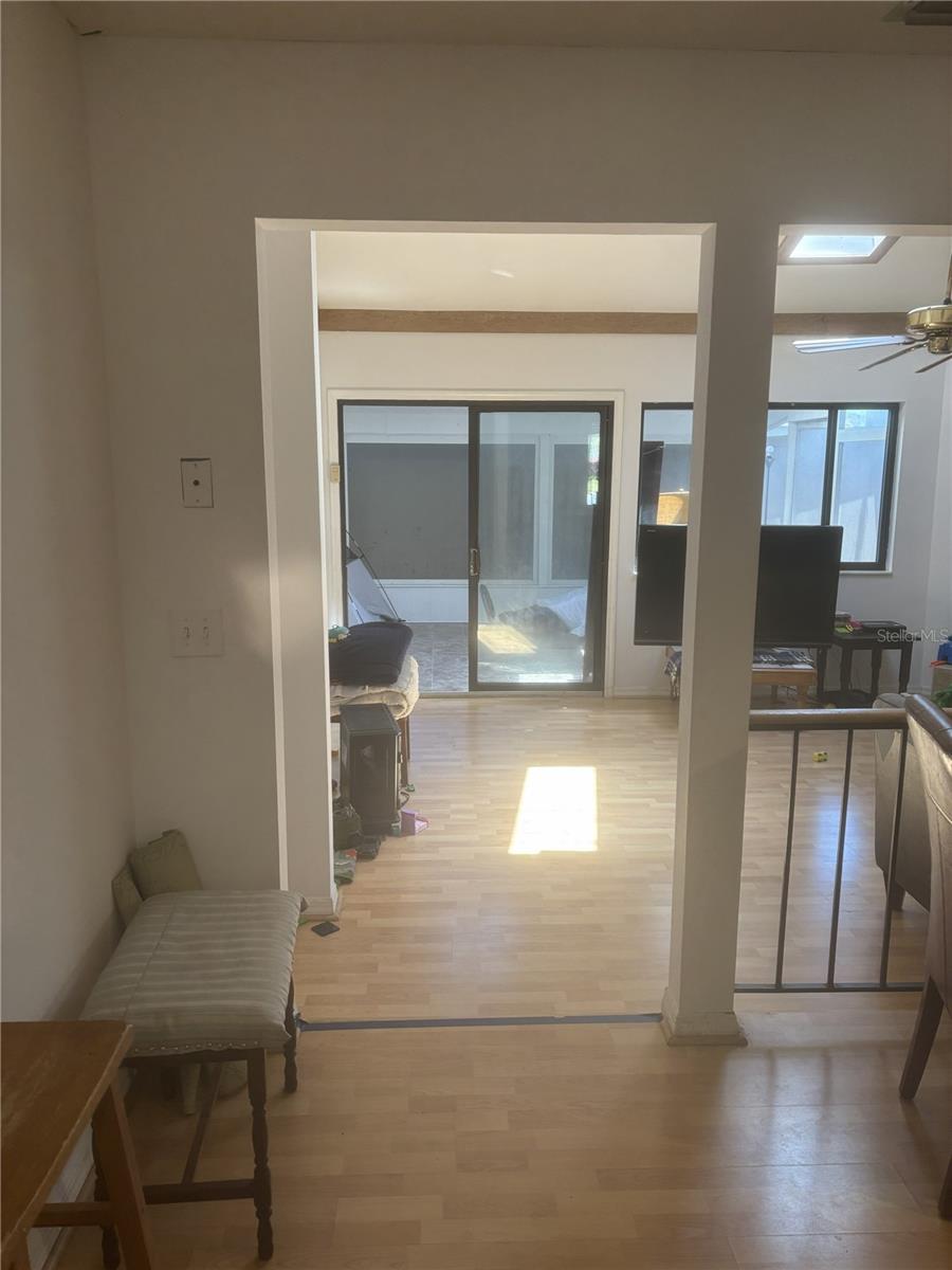 FOX MDW UN 01 BLDG 18 - Residential