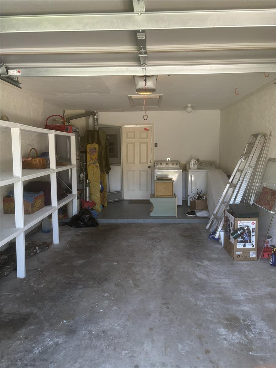 FOX MDW UN 01 BLDG 18 - Residential