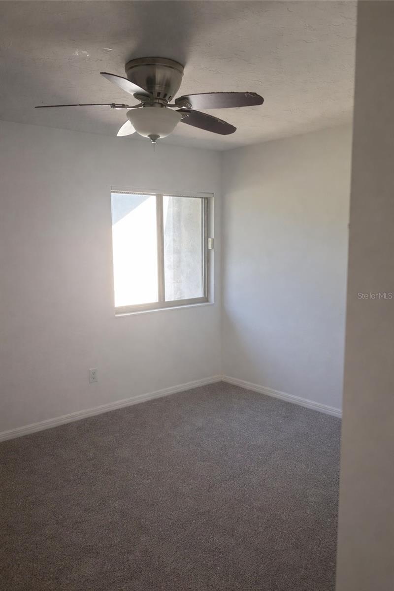 FOX MEADOW UN 01 BLDG 18 - Residential