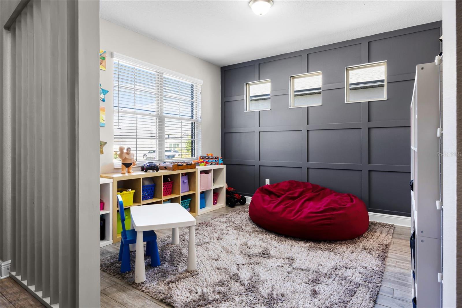 JOHNS LAKE LNDG PH 4 - Residential Lease