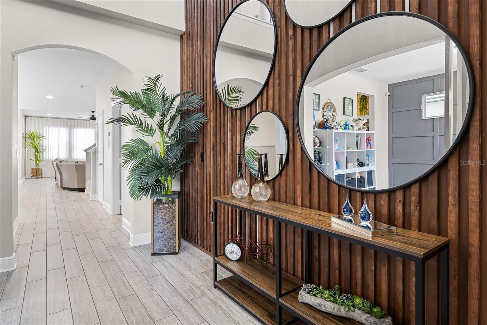 JOHNS LAKE LNDG PH 4 - Residential Lease