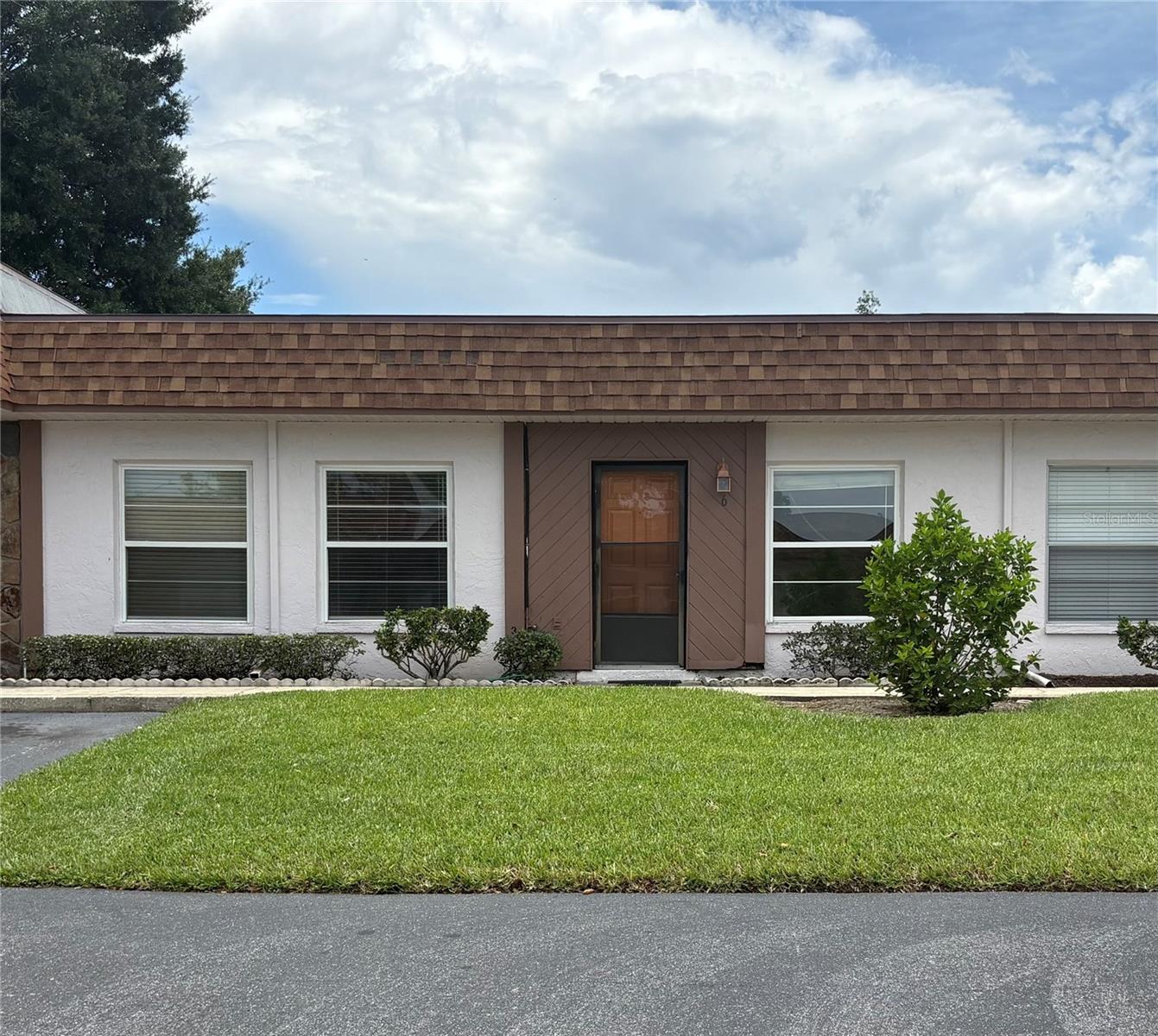 For lease in Quiet 55+ community. Recently painted interior updated 2 Bedroom 2 full baths condo unit. Cozy Living, Dining, Kitchen with washer/dryer. Unit has ceramic tile flooring throughout. Clubhouse and pool nearby. Convenient to Shopping, grocery store, post office, Dr. offices, & restaurants. Parking spaces directly in front of unit. Resident must be over 55 years old.