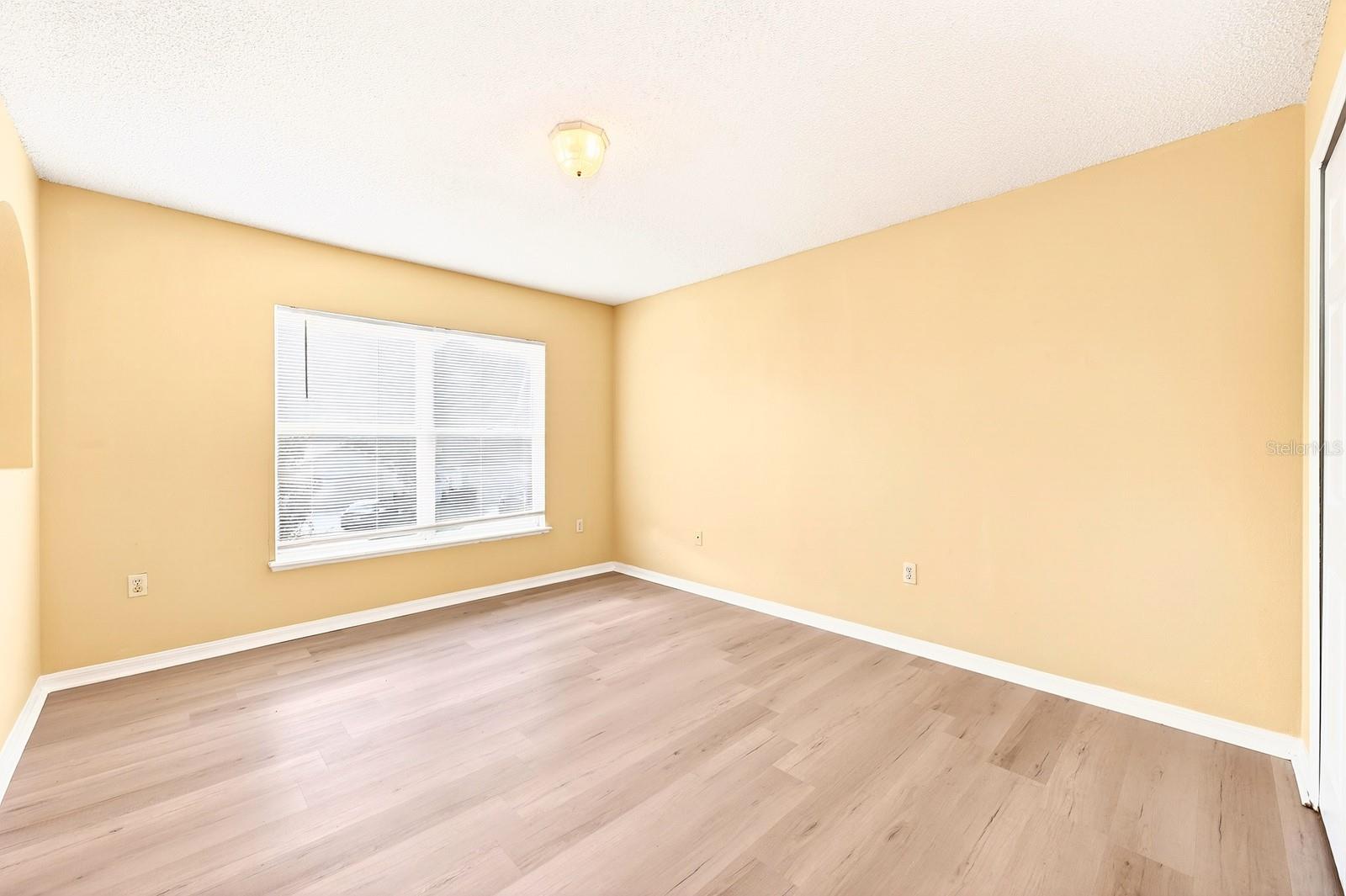 GROVELAND LAKE DOT LANDING SUB - Residential