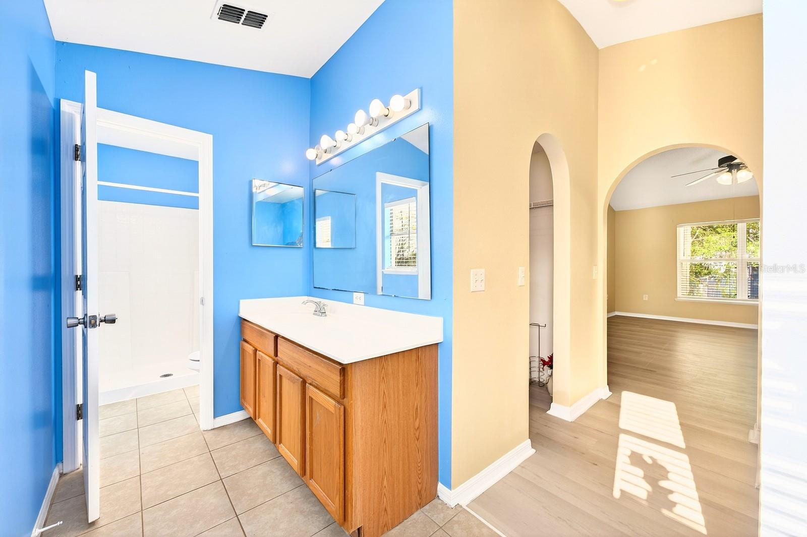 GROVELAND LAKE DOT LANDING SUB - Residential