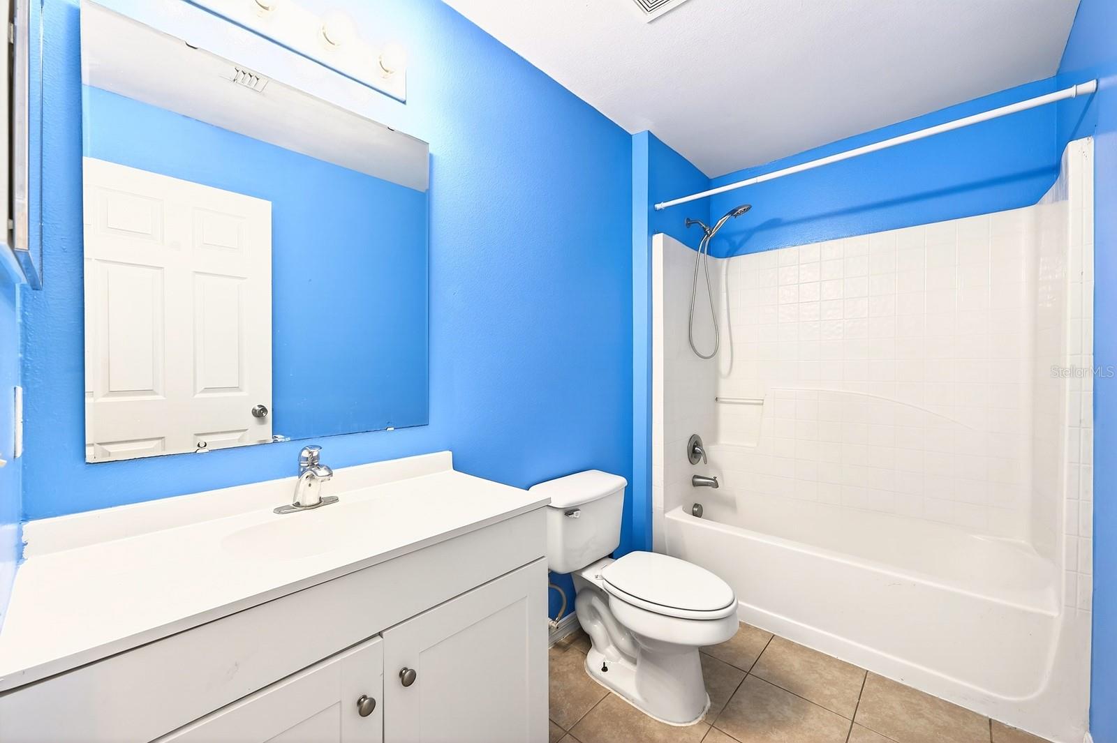 GROVELAND LAKE DOT LANDING SUB - Residential