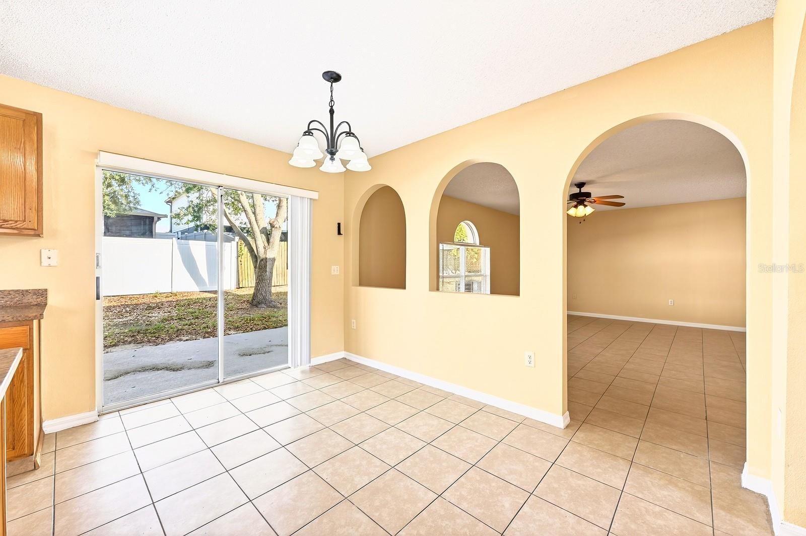 GROVELAND LAKE DOT LANDING SUB - Residential