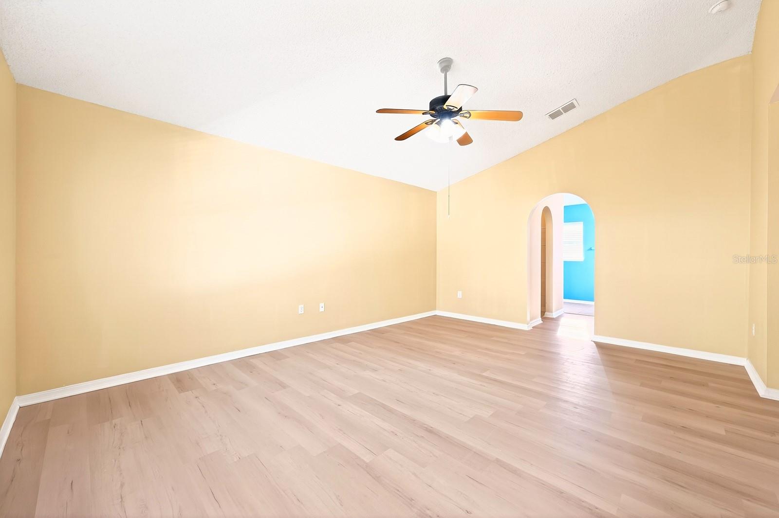 GROVELAND LAKE DOT LANDING SUB - Residential