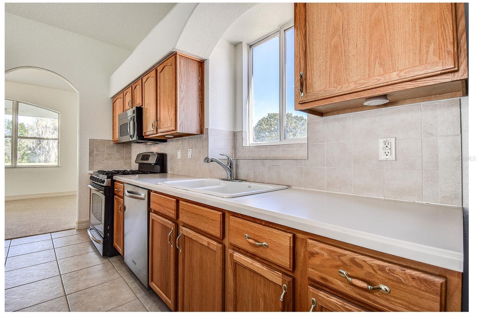 FOX RIDGE - Residential Lease