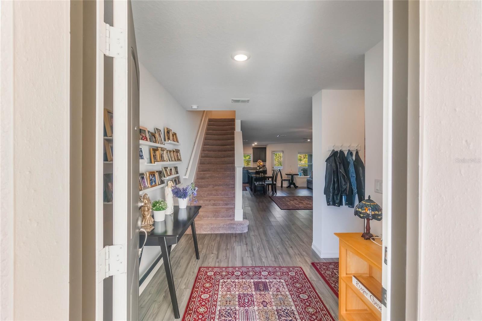 1592 WYNFORD CIRCLE