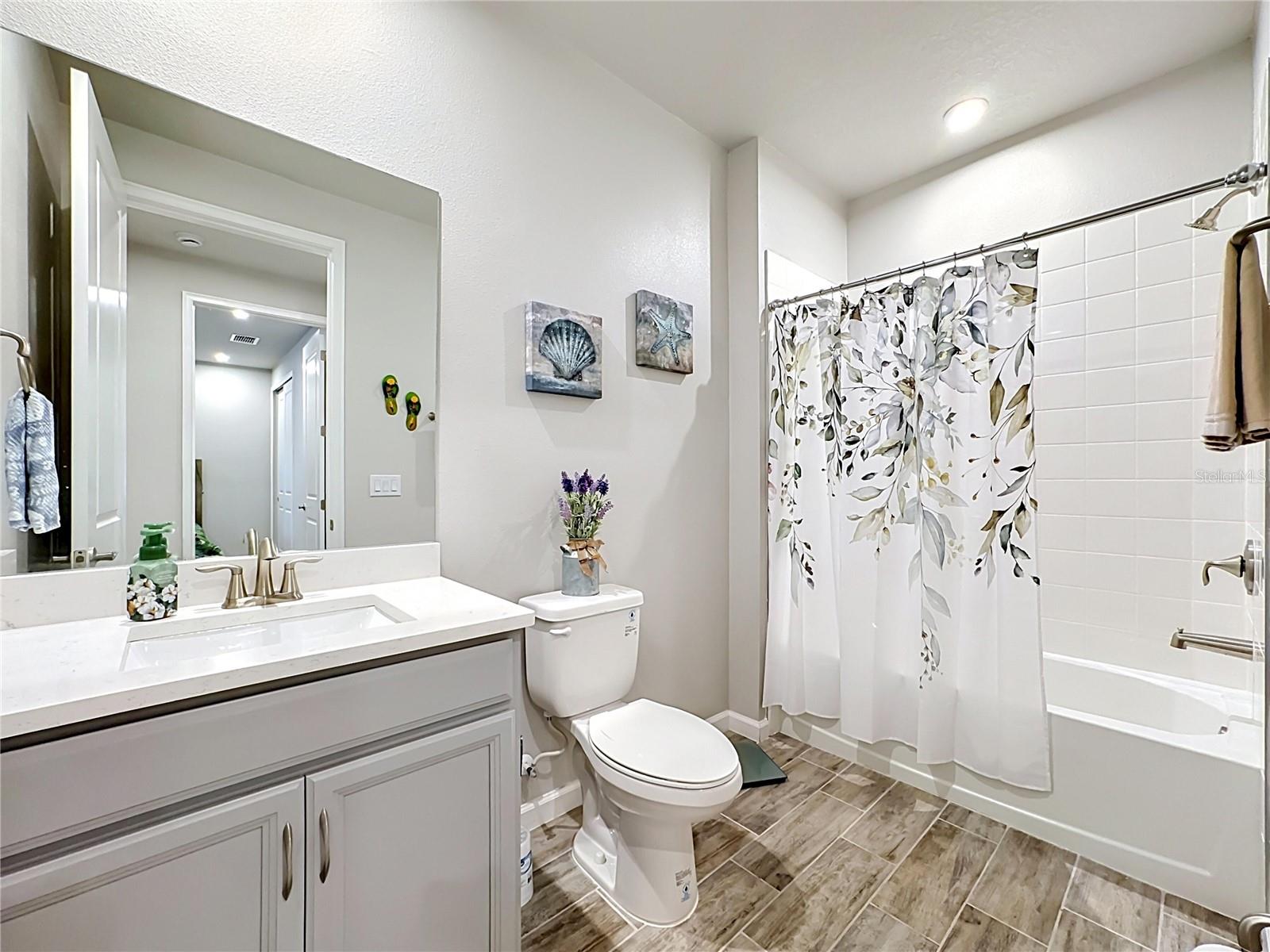 LA PALOMA PRESERVE - Residential