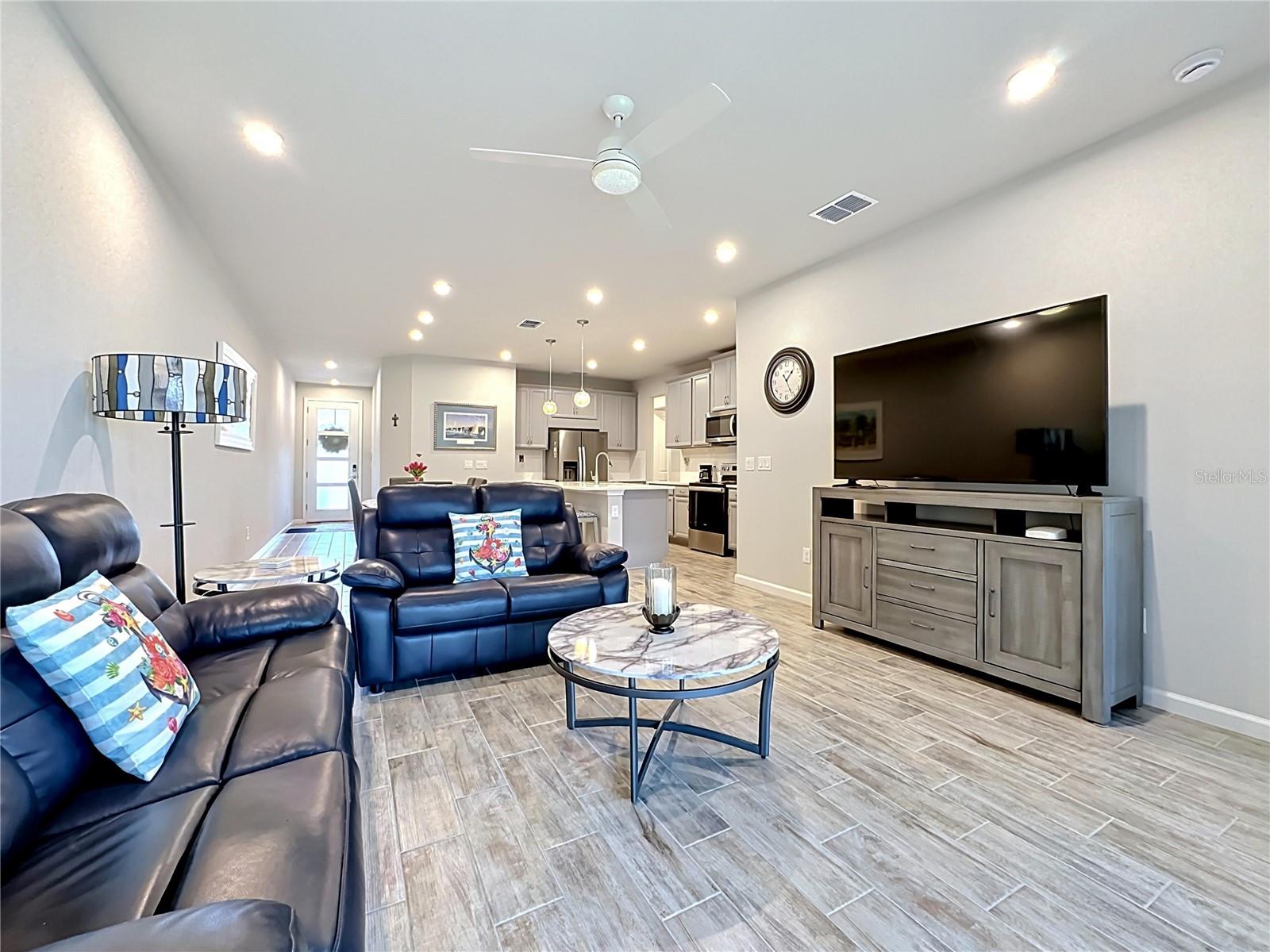 LA PALOMA PRESERVE - Residential