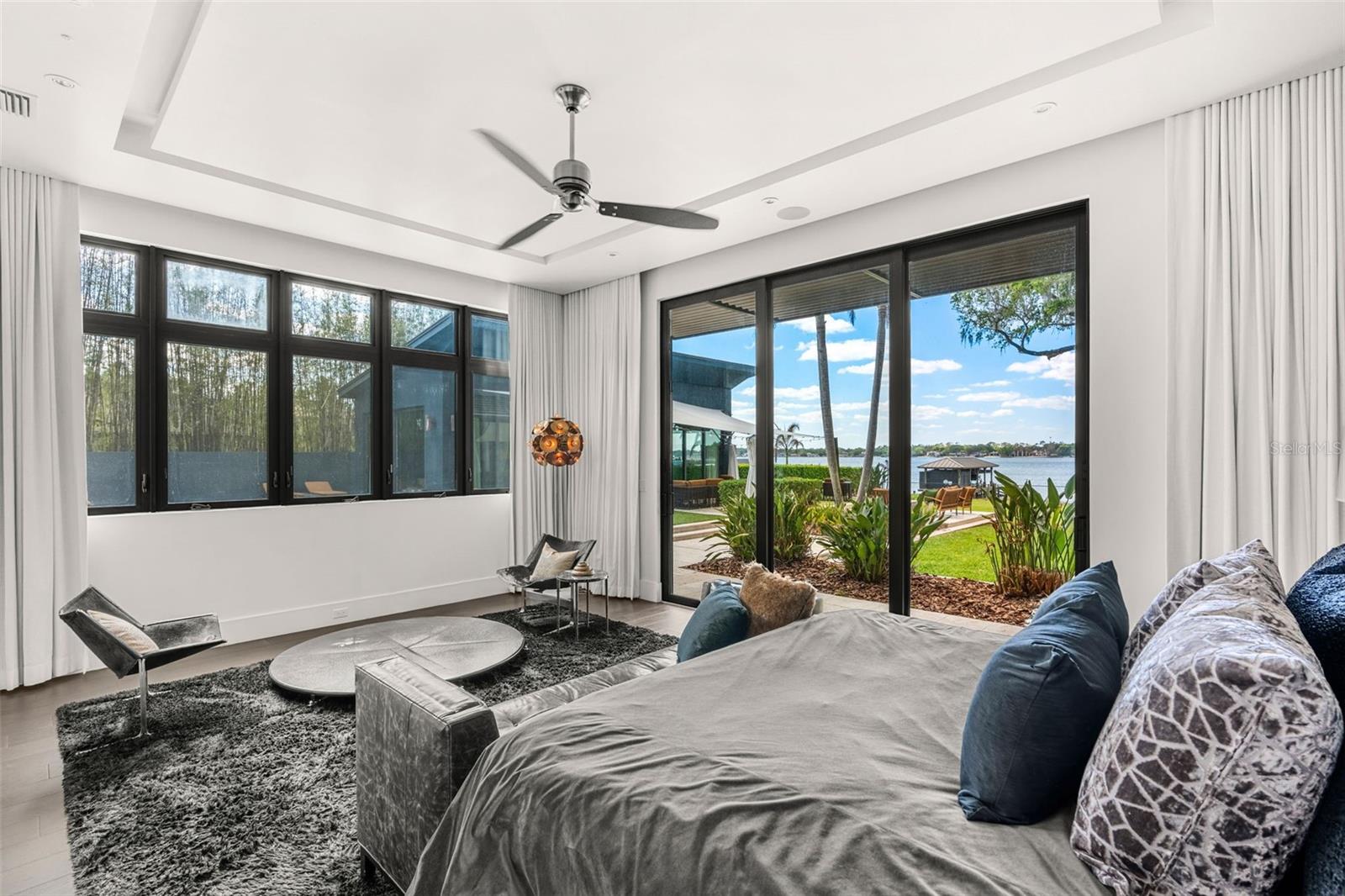 PLEASURE ISLAND - Residential