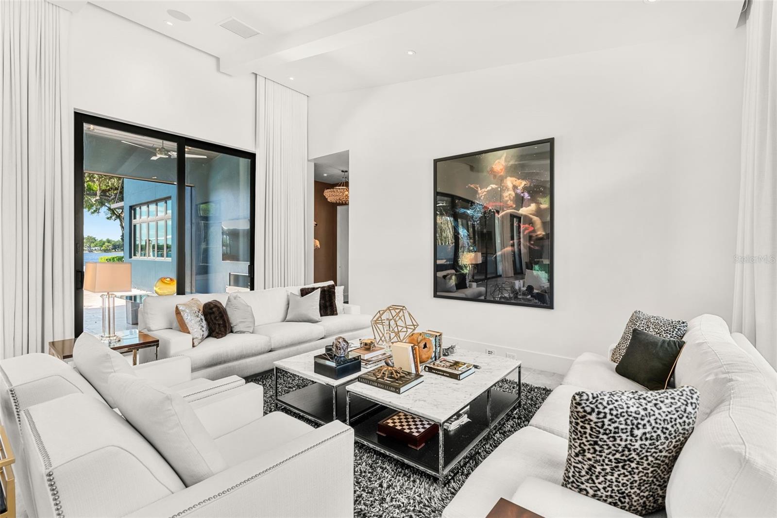 PLEASURE ISLAND - Residential