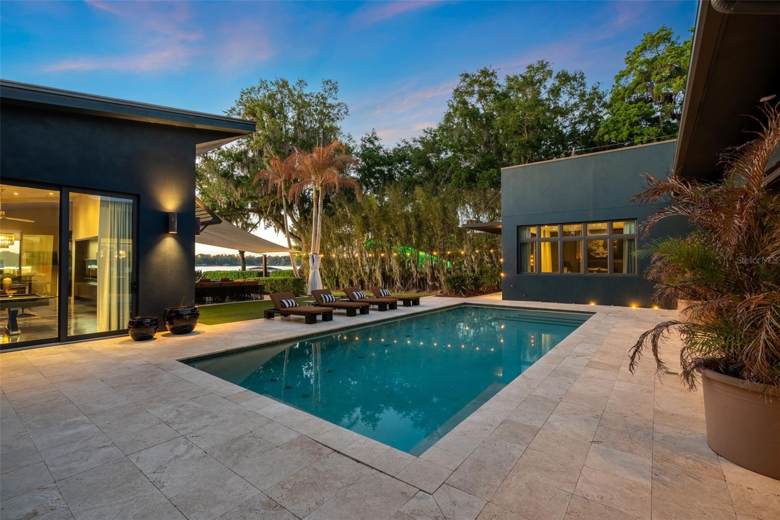 PLEASURE ISLAND - Residential