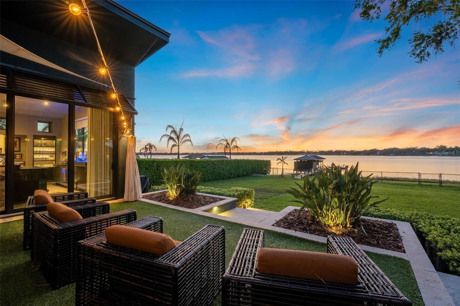 PLEASURE ISLAND - Residential