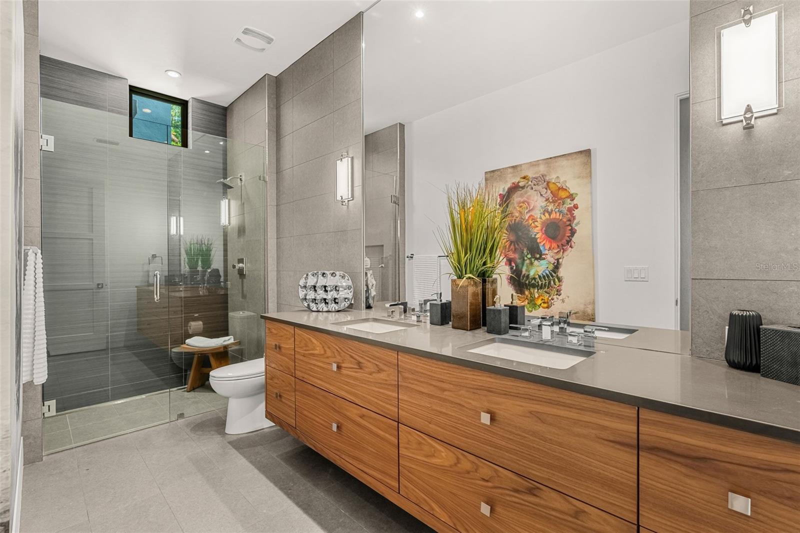 PLEASURE ISLAND - Residential