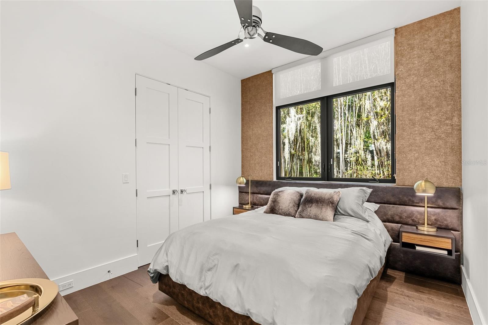 PLEASURE ISLAND - Residential