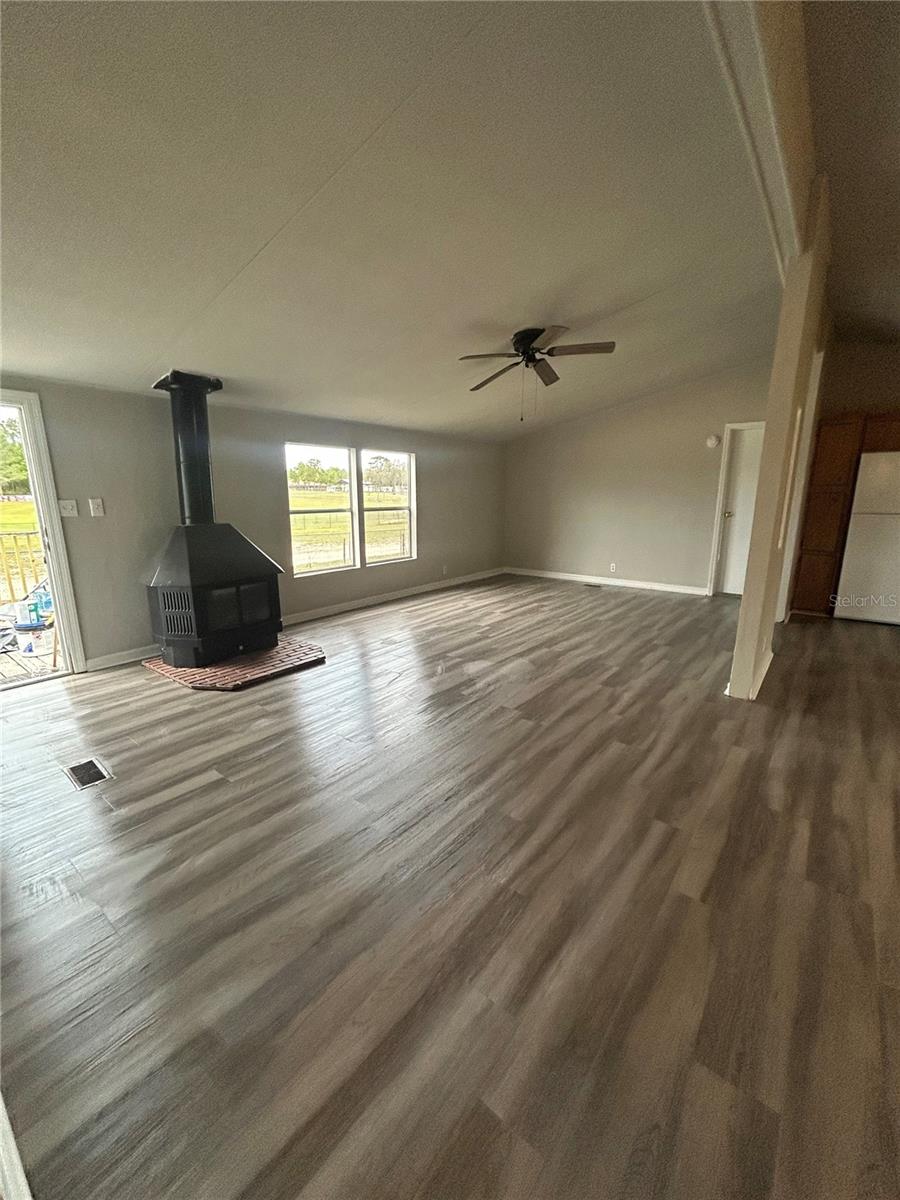 MEADOWS/BEAUTIFUL BRONSON - Residential