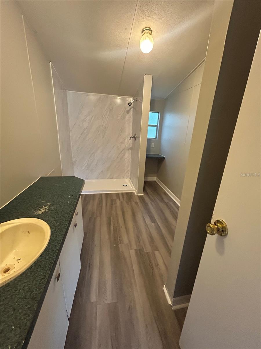 MEADOWS/BEAUTIFUL BRONSON - Residential