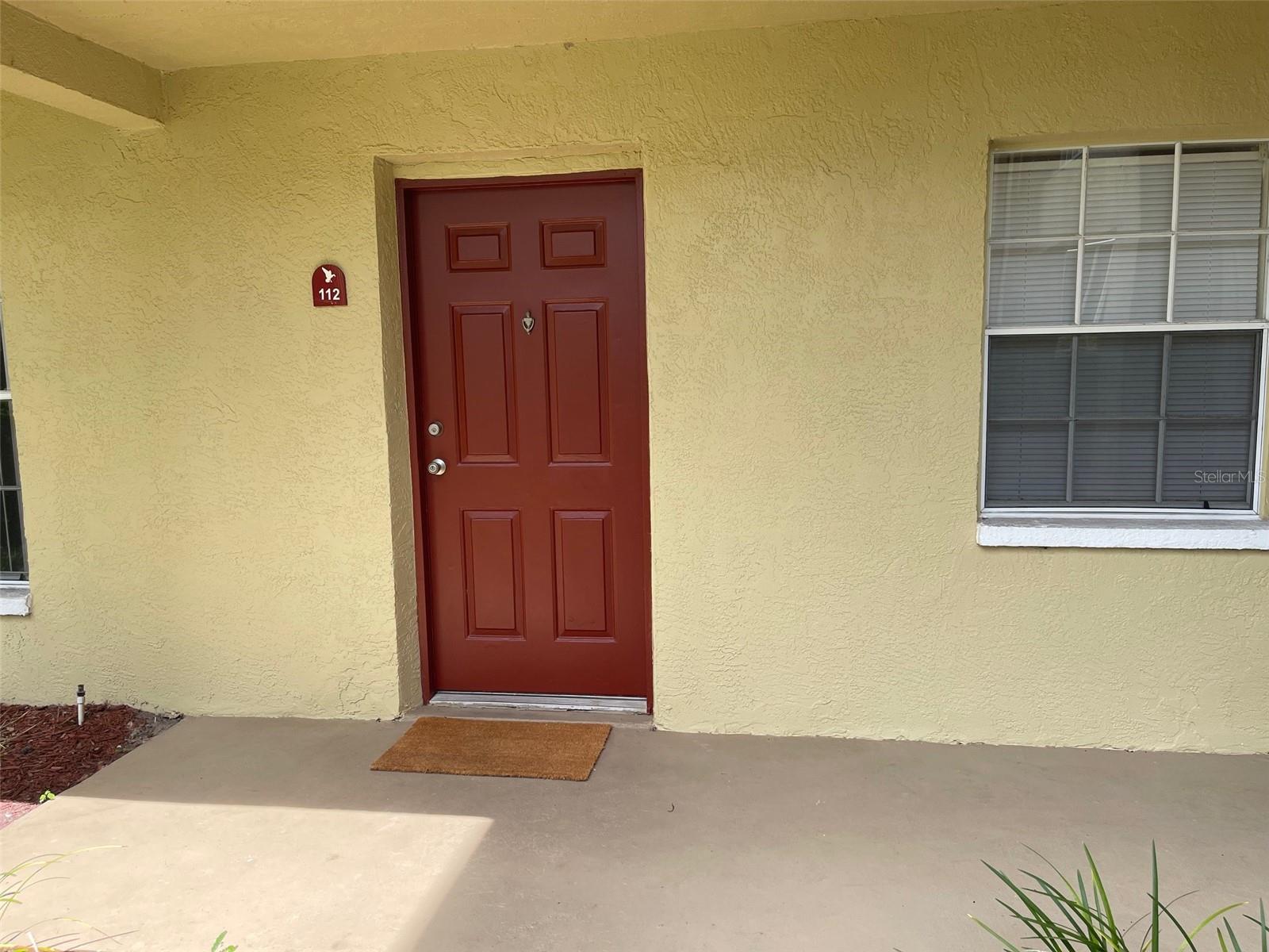 1 BEDROOM & 1 BATHROOM FULLY FURNISHED GROUND FLOOR CONDO IN A VERY DESIRABLE & CENTRALLY LOCATED AREA. THERE IS A SWIMMING POOL WITH LOUNGES, GYM, TENNIS COURTS, BAR-B-Q GRILLS AND PICNIC BENCHES. AROUND THE CORNER, WALKING DISTANCE, FOOD SHOPPING, RESTAURANTS & MUCH MORE. JUST BRING YOUR CLOTHES AND PERSONAL BELONGINGS.