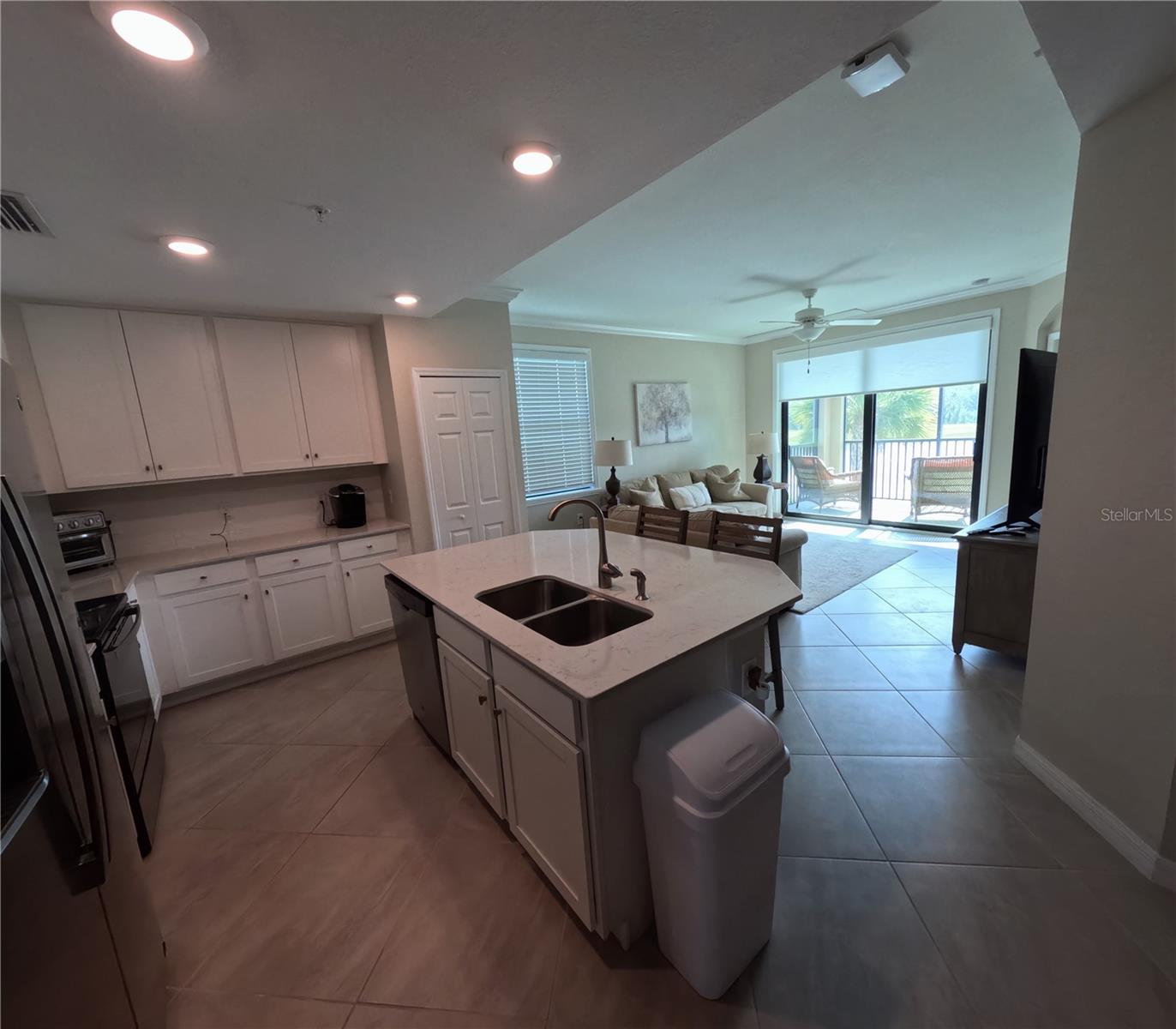 TERRACE V AT LAKEWOOD NATIONAL PH I - Residential Lease