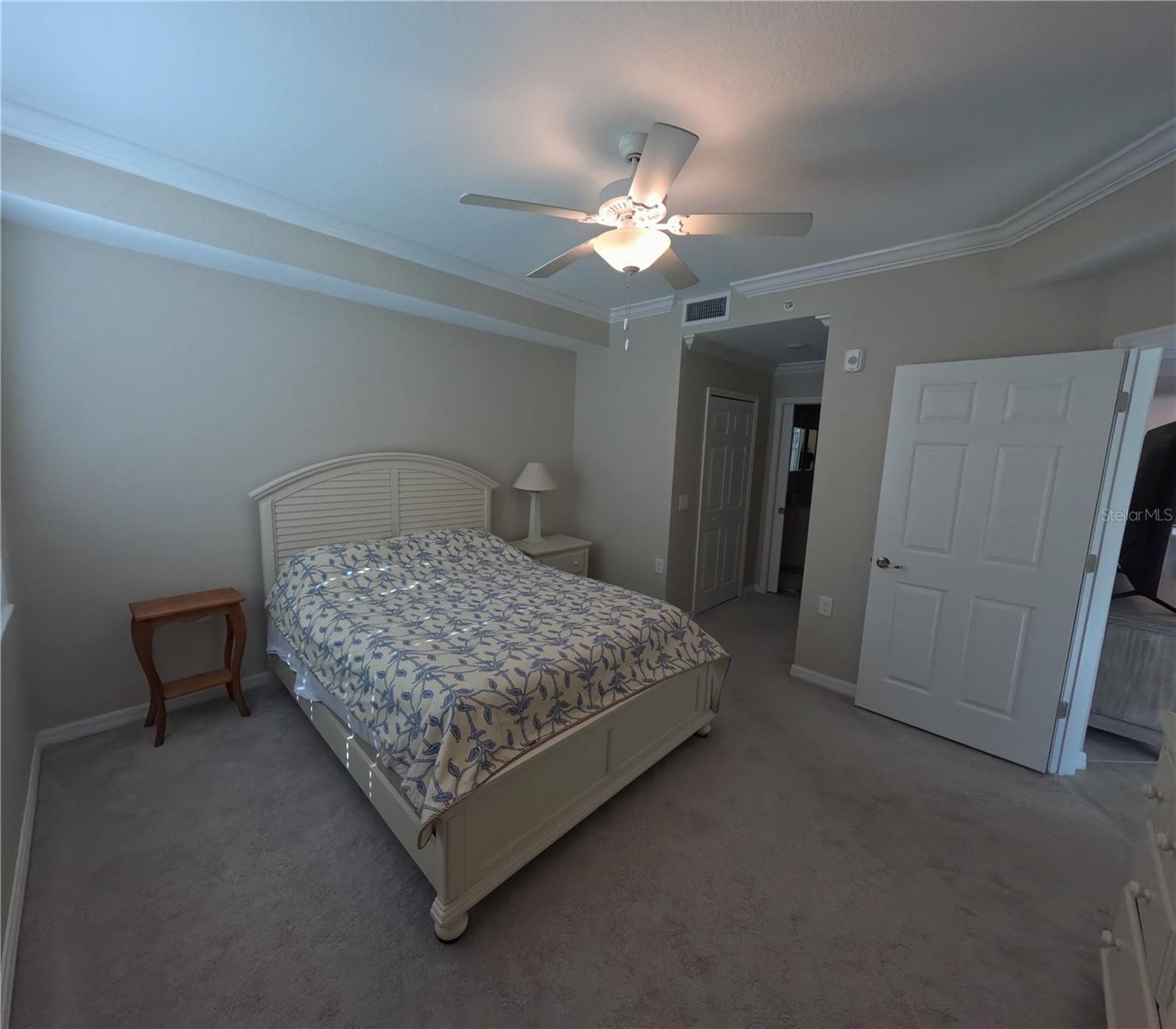 TERRACE V AT LAKEWOOD NATIONAL PH I - Residential Lease