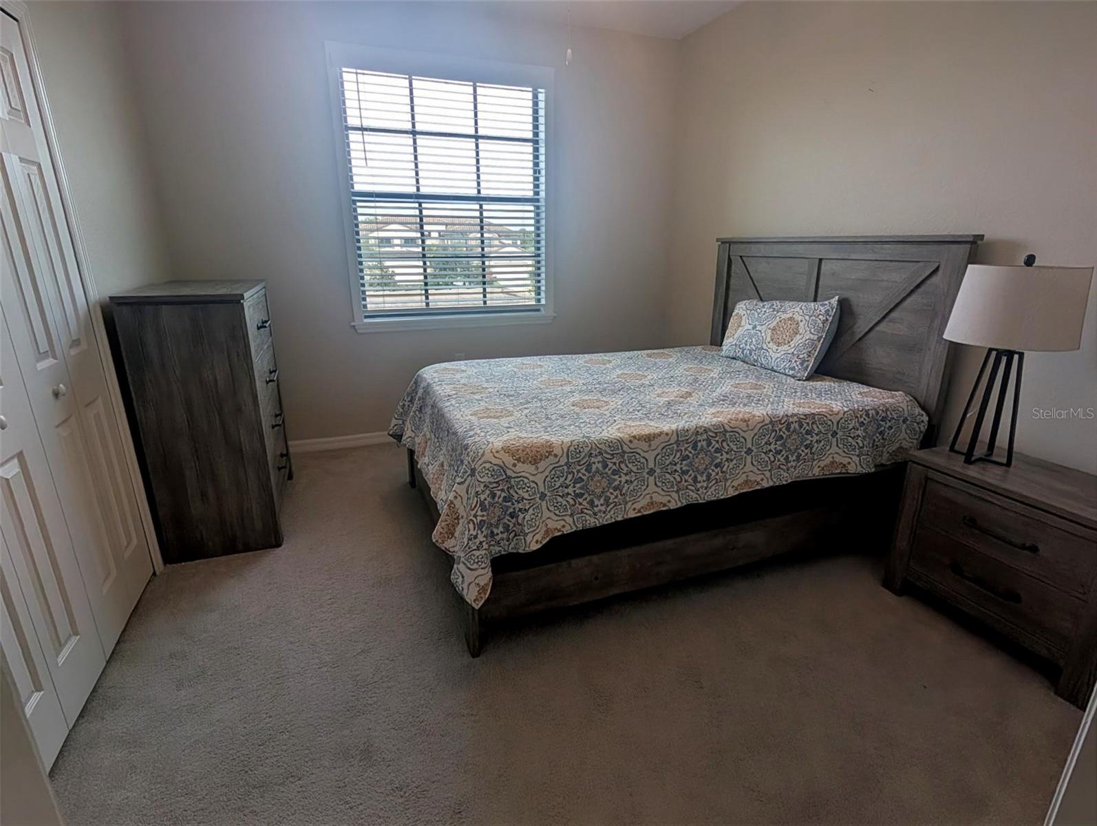 TERRACE V AT LAKEWOOD NATIONAL PH I - Residential Lease