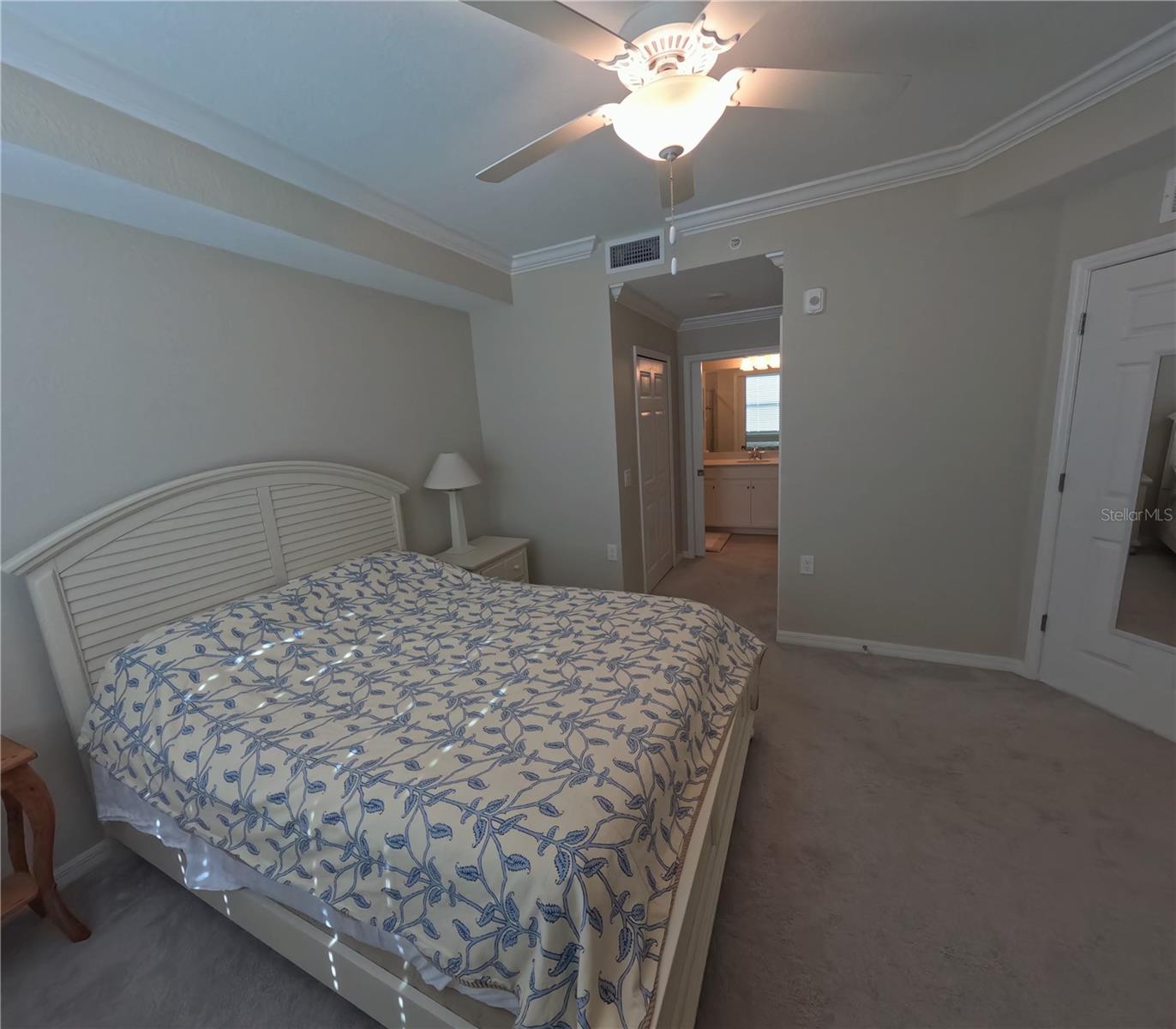 TERRACE V AT LAKEWOOD NATIONAL PH I - Residential Lease