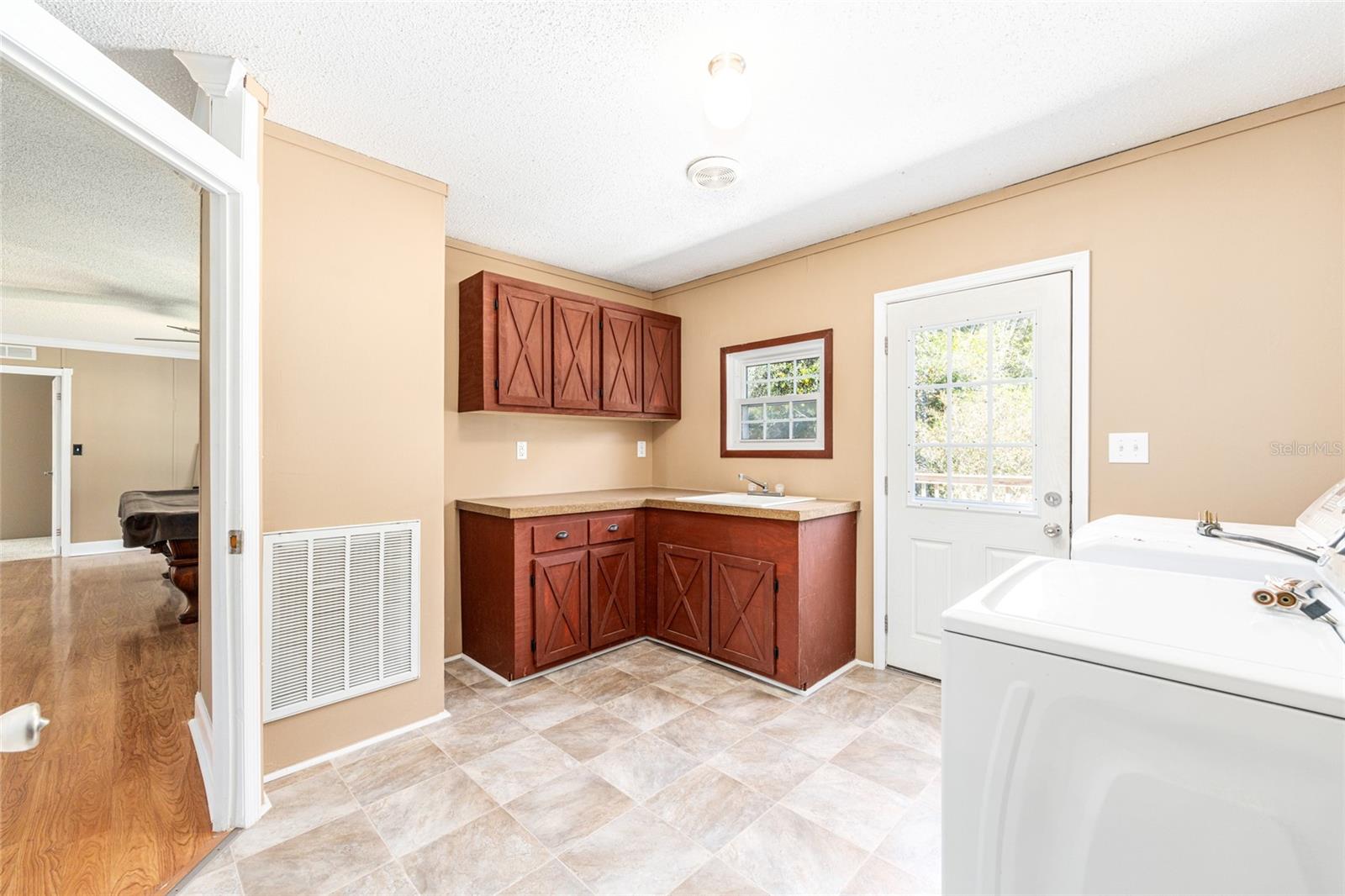 SUNNY HIGHLANDS SUB - Residential