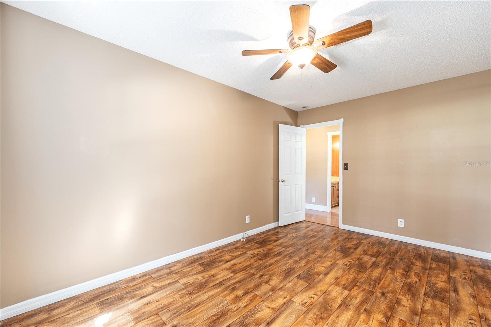 SUNNY HIGHLANDS SUB - Residential