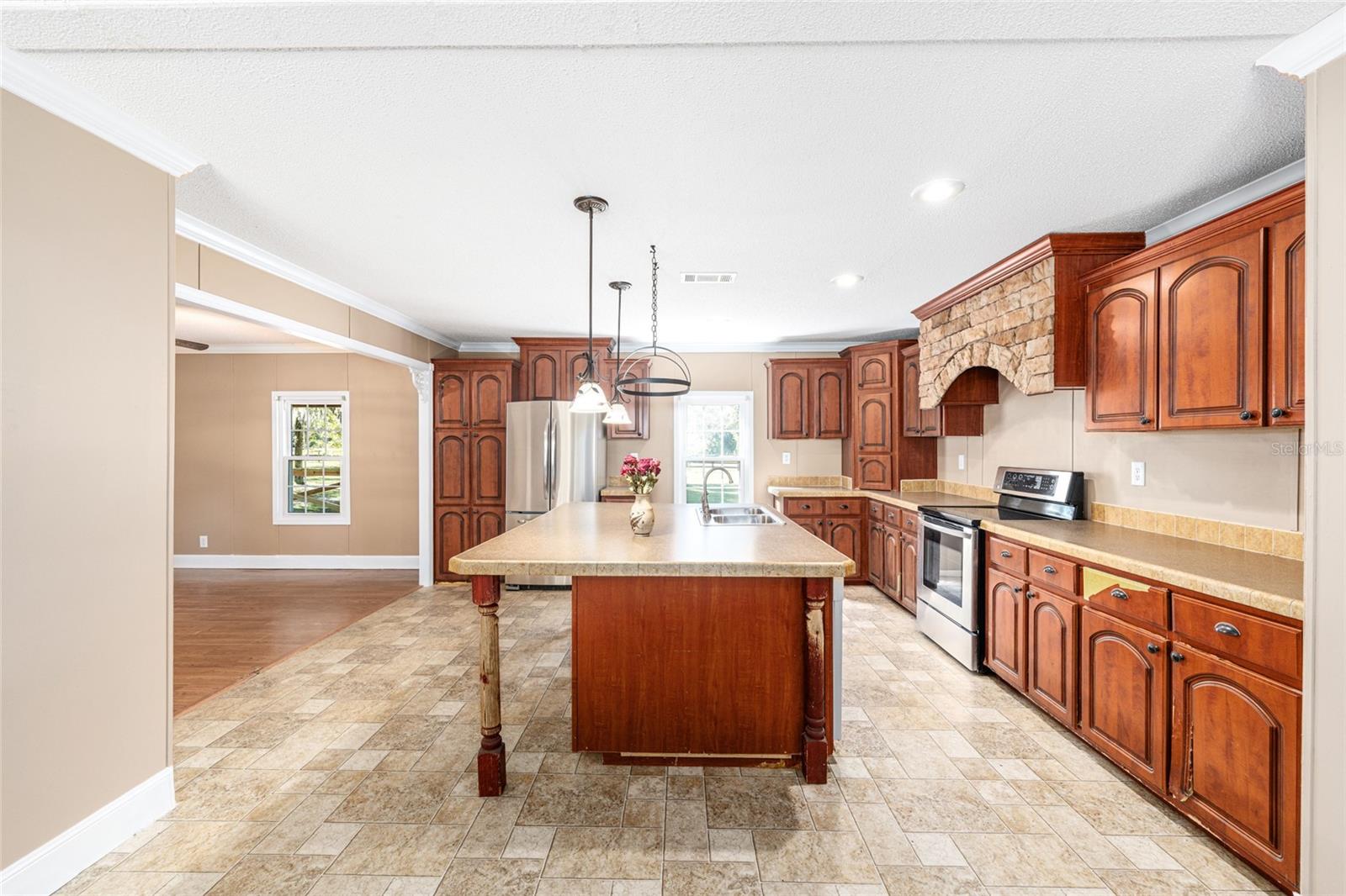 SUNNY HIGHLANDS SUB - Residential