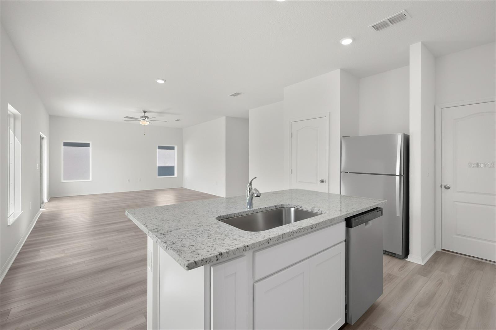 PEACH CROSSINGS - Residential