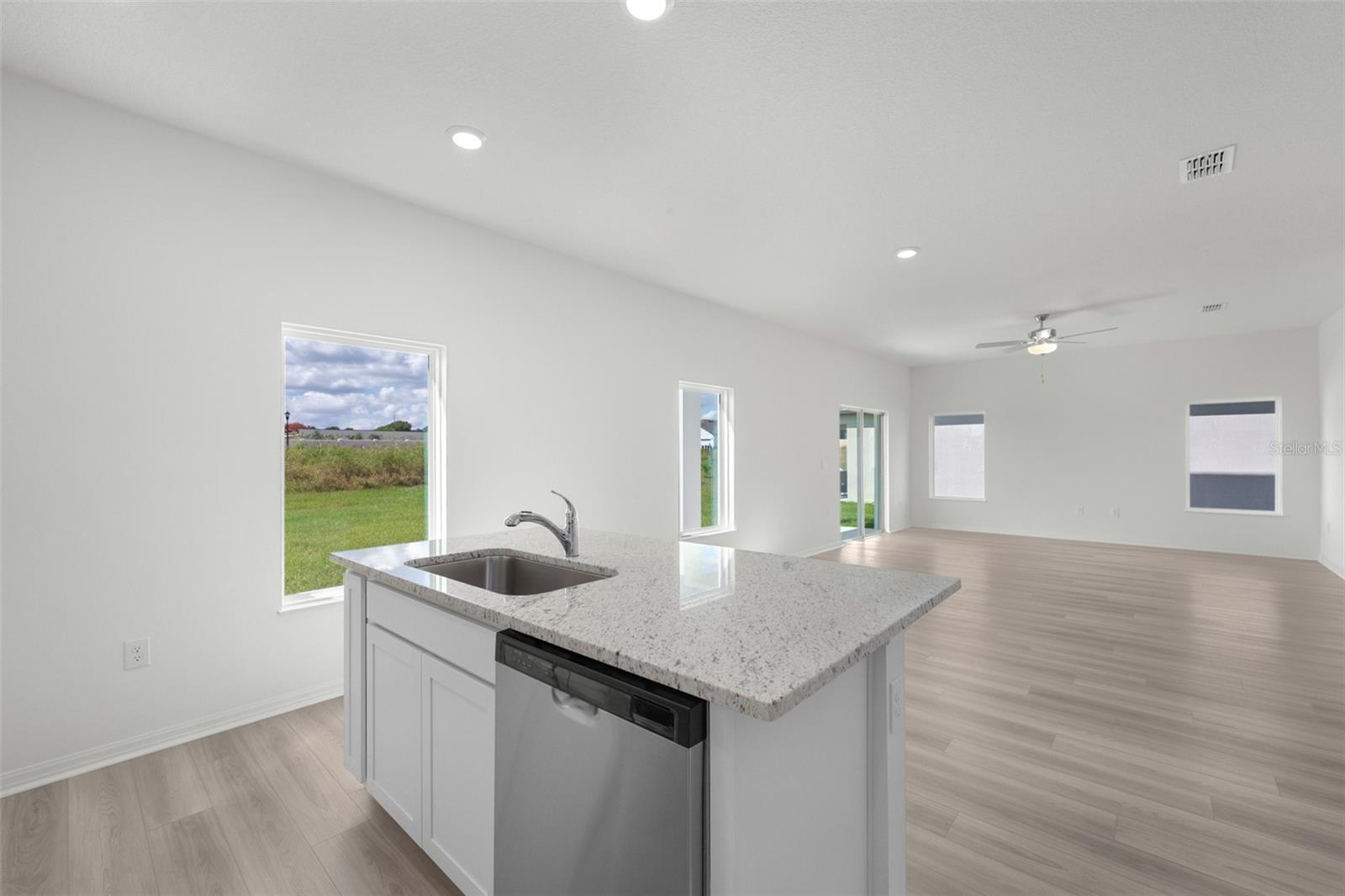 PEACH CROSSINGS - Residential