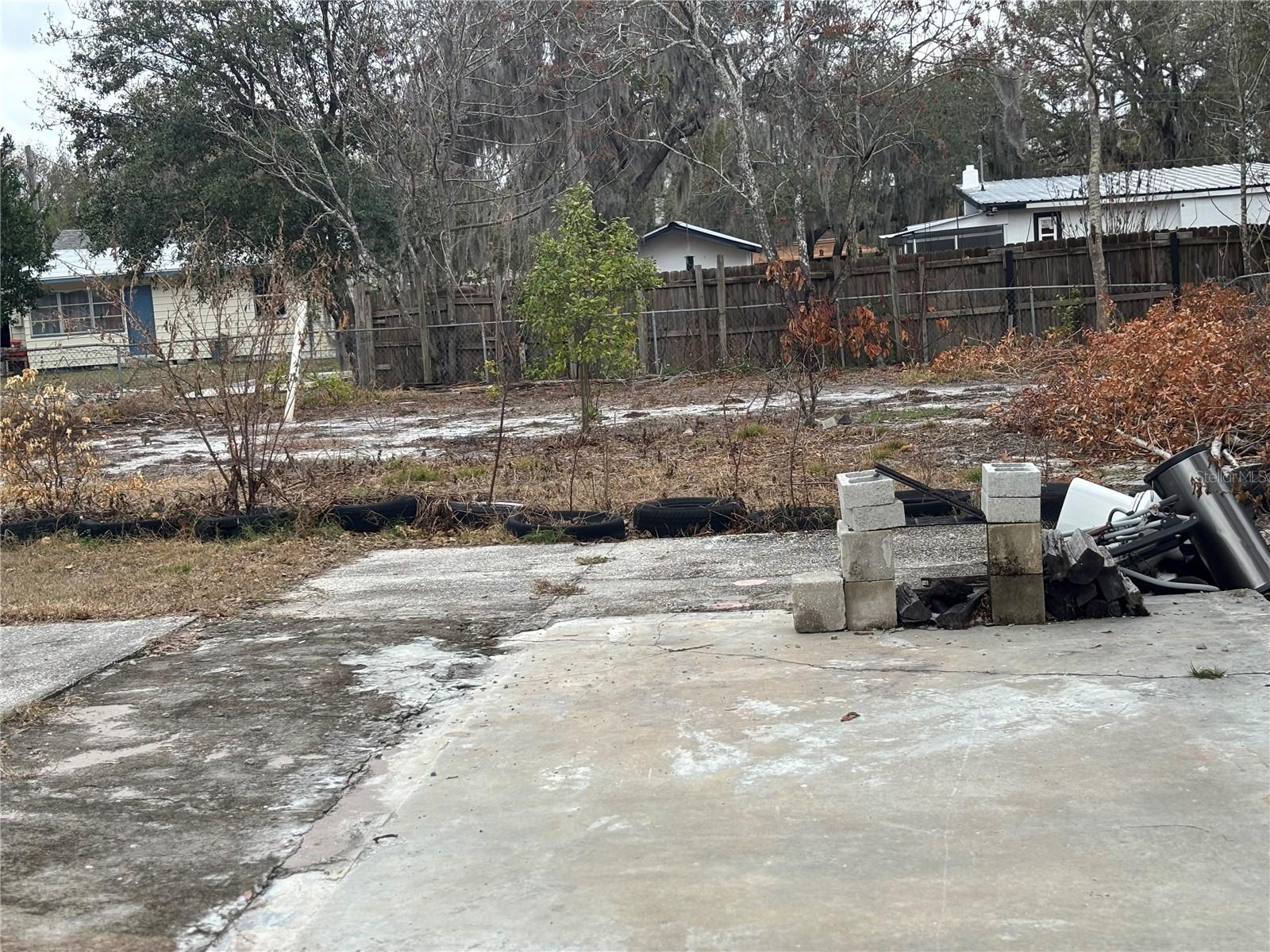 COUNTRY CLUB ESTATES RESUB PT - Residential