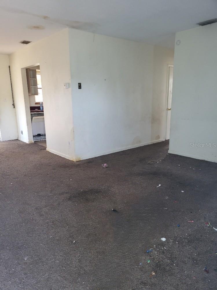 ORANGE MANOR 2ND ADD - Residential