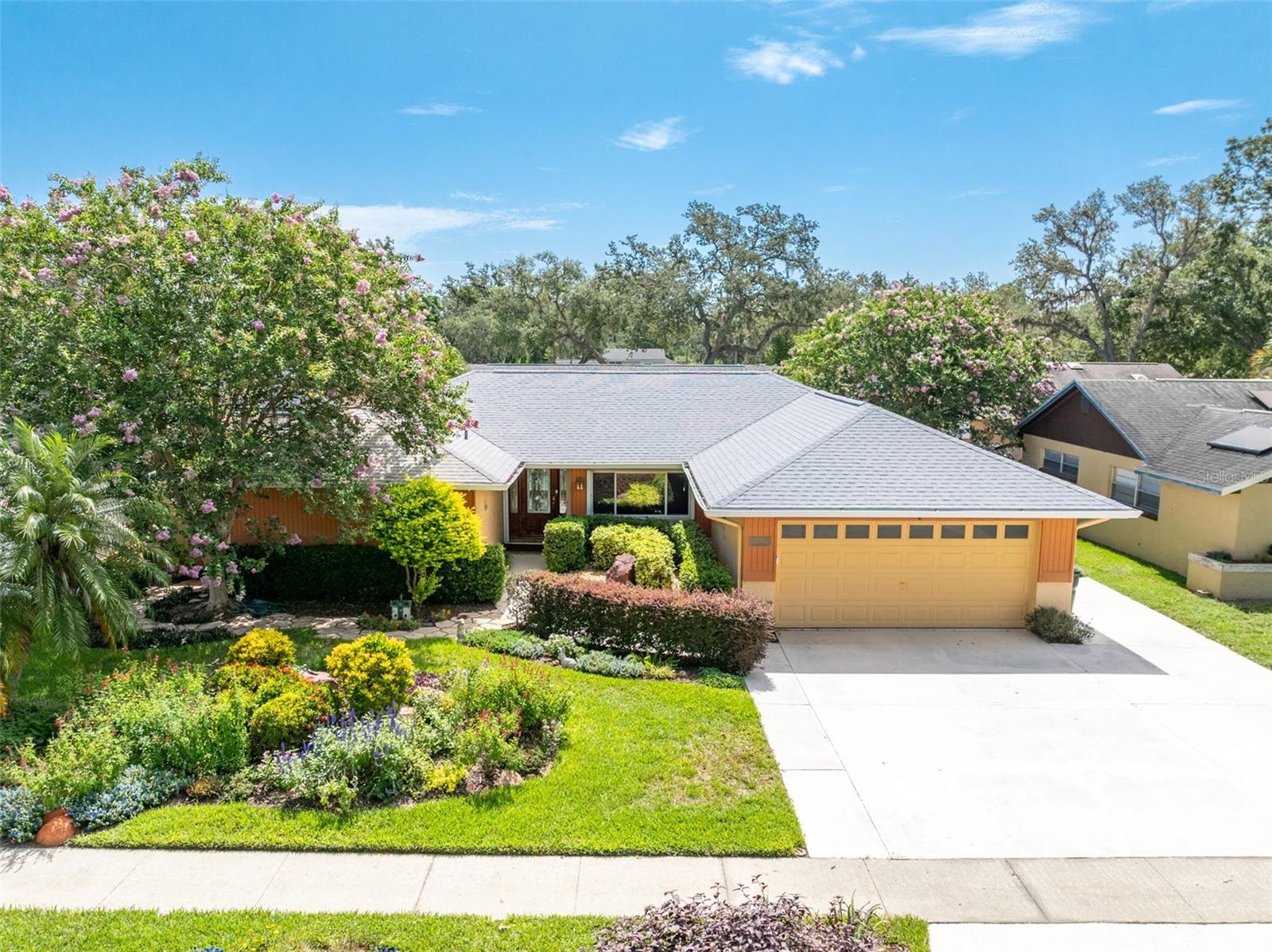 104 FOXWOOD DRIVE