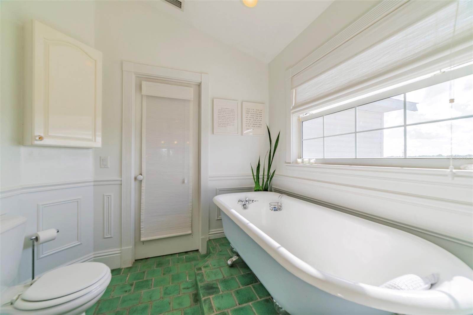 0000-NOT PART OF A SUBDIVISION - Residential