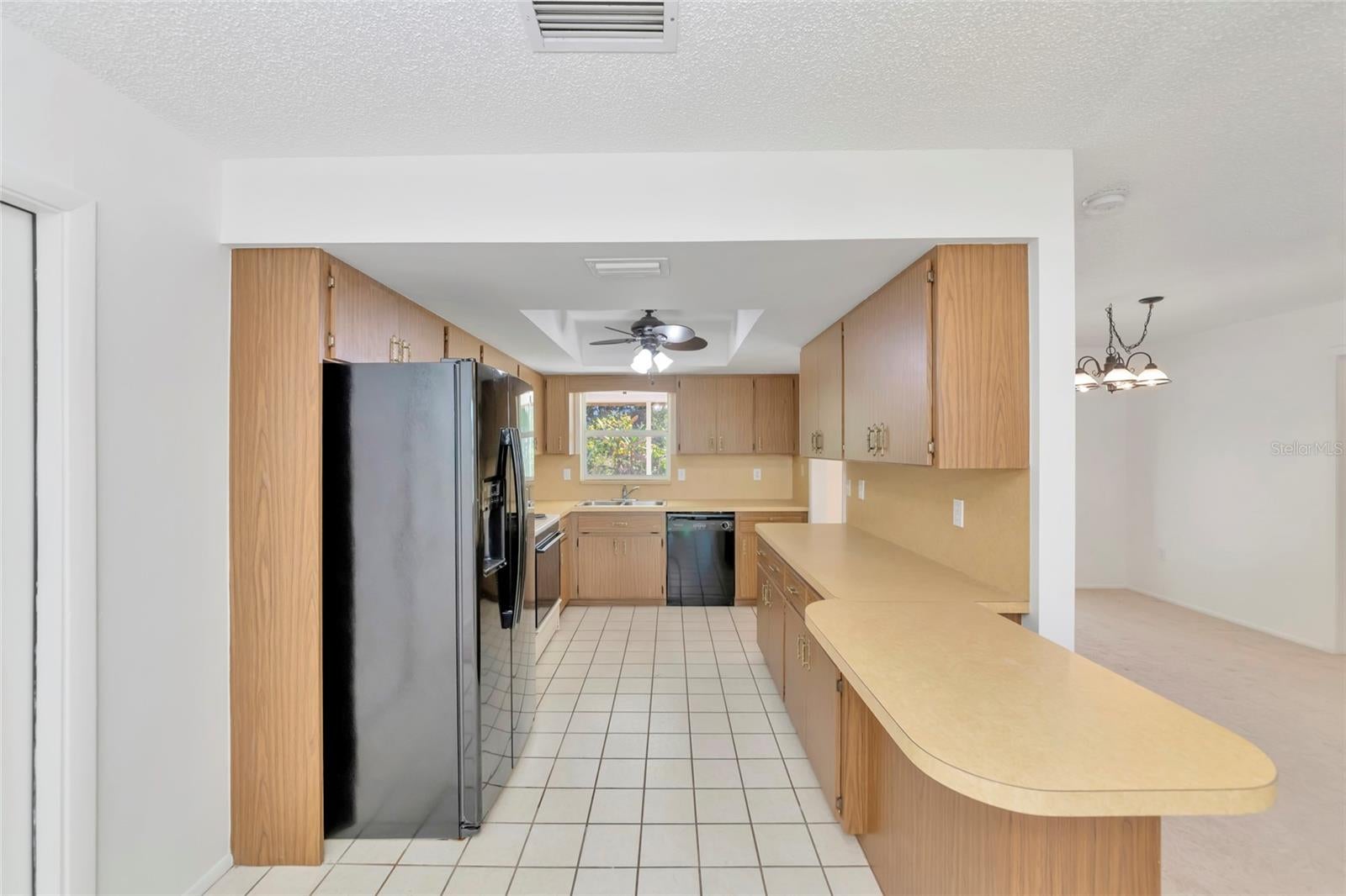 102 SANDHURST DRIVE, VENICE, FL, 34293 3 102 SANDHURST DRIVE