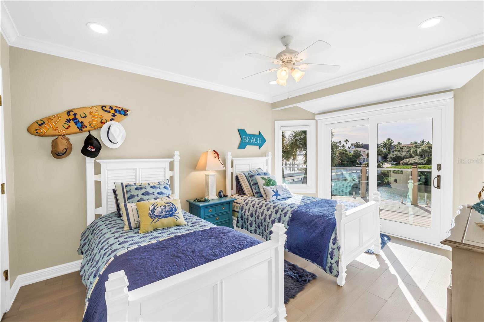 BAYWAY ISLES UNIT 1 - Residential