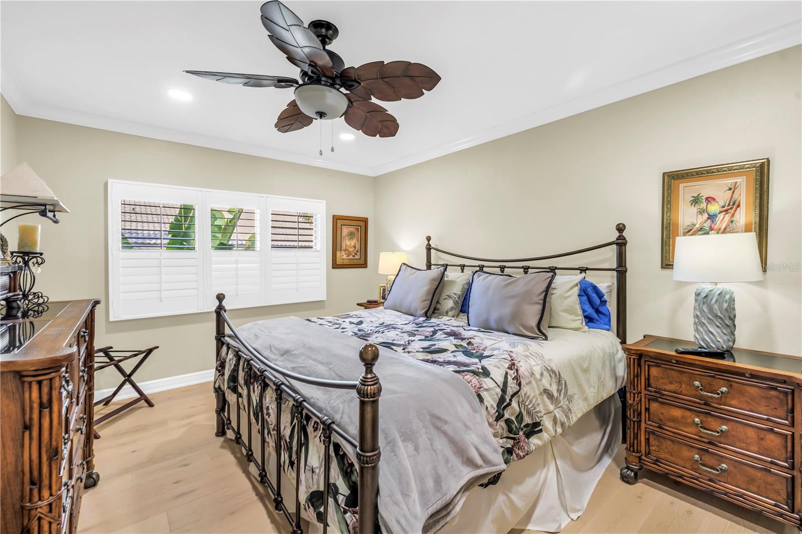 BAYWAY ISLES UNIT 1 - Residential