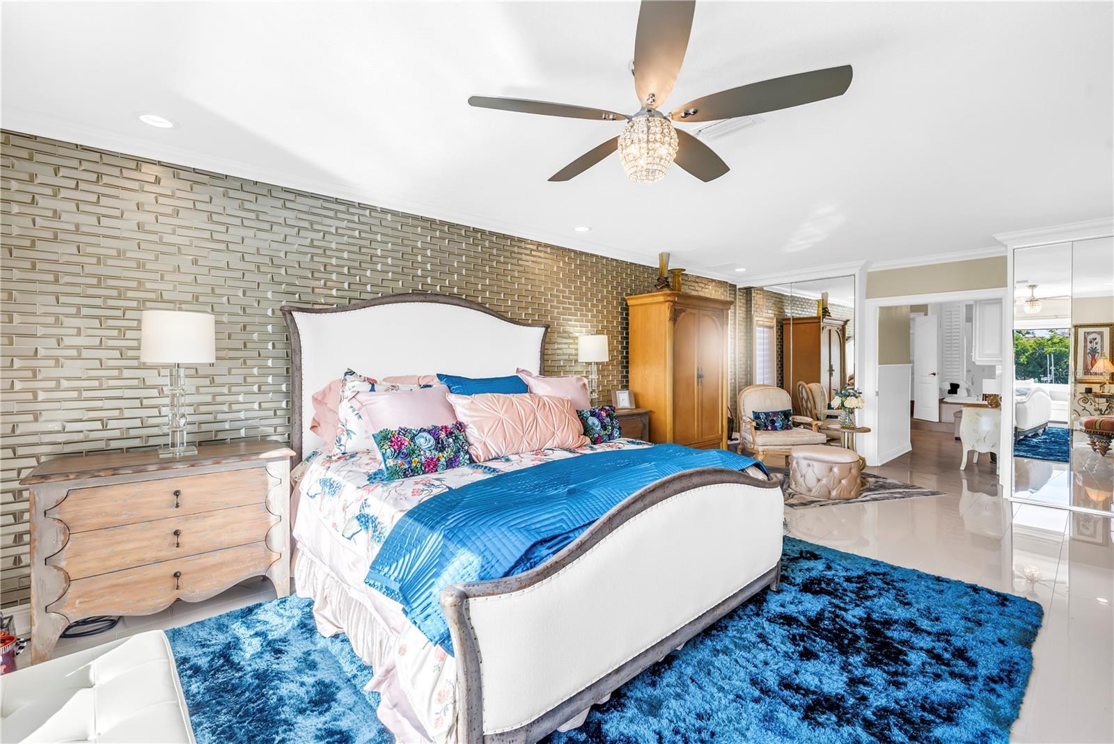 BAYWAY ISLES UNIT 1 - Residential