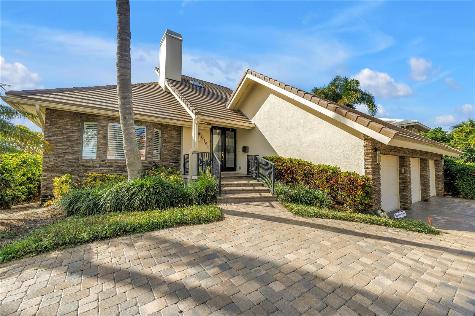 BAYWAY ISLES UNIT 1 - Residential