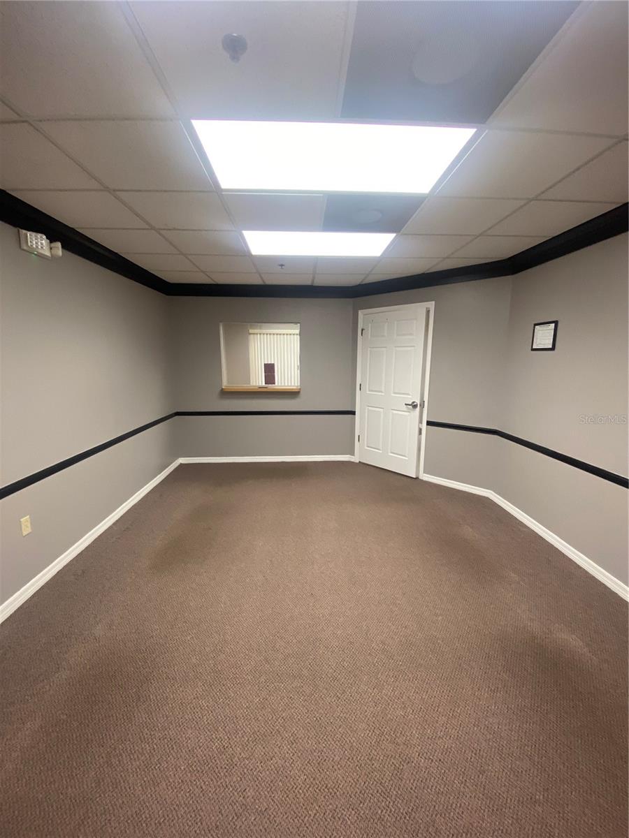 SEVEN HILLS COMMUNITY - Commercial Lease