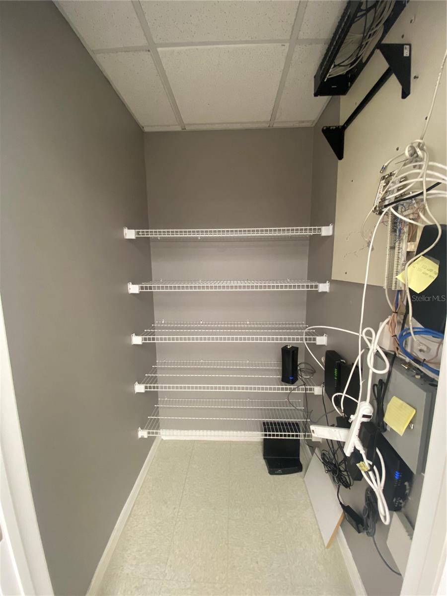 SEVEN HILLS COMMUNITY - Commercial Lease