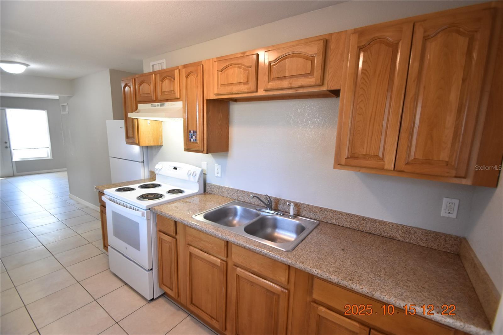 CRESTRIDGE 4TH ADD - Residential Lease